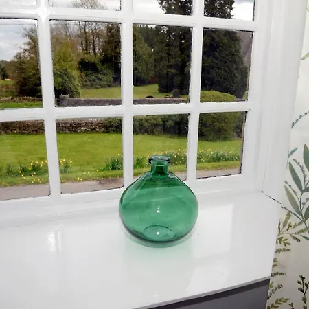 Lodge Gate Cloverhill