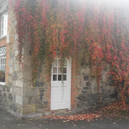 Lodge Gate *
