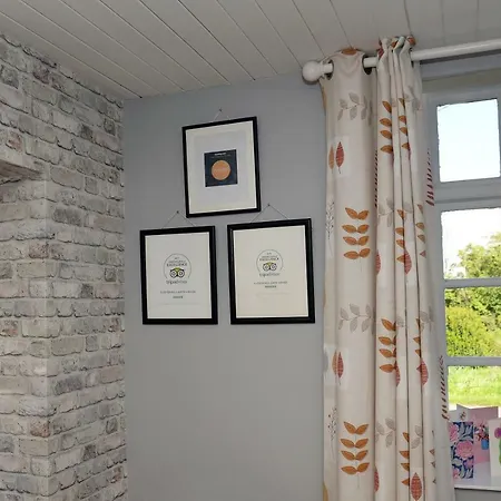 Gate Lodge Cloverhill