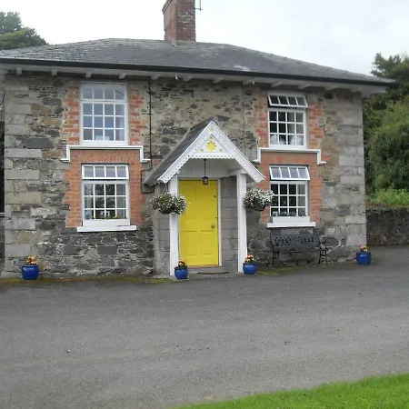 Lodge Gate